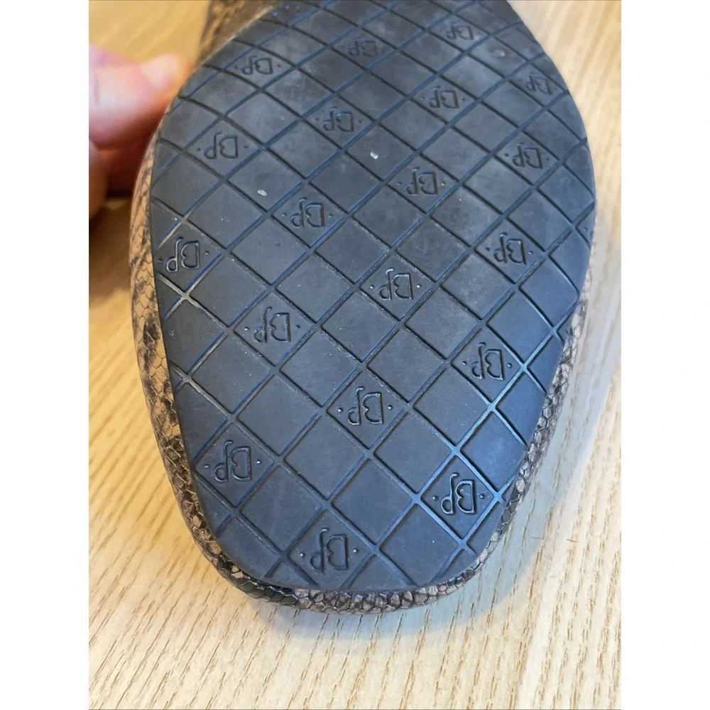 Donald Pliner Leather  Python Print  